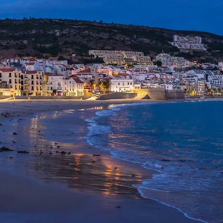 Casa Da Ancora - No Centro De Sesimbra